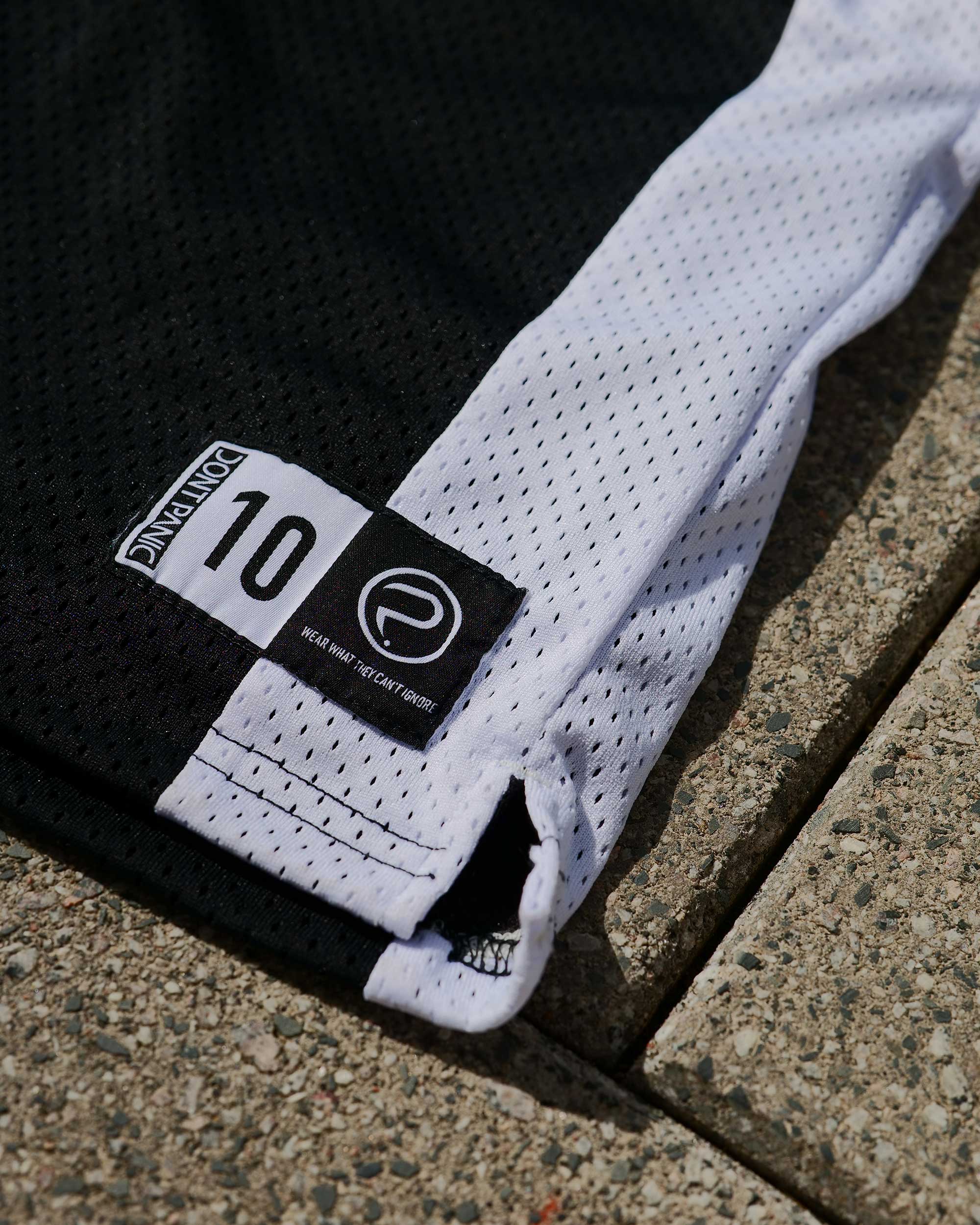   JET SETTERS SHORTS - BLACK