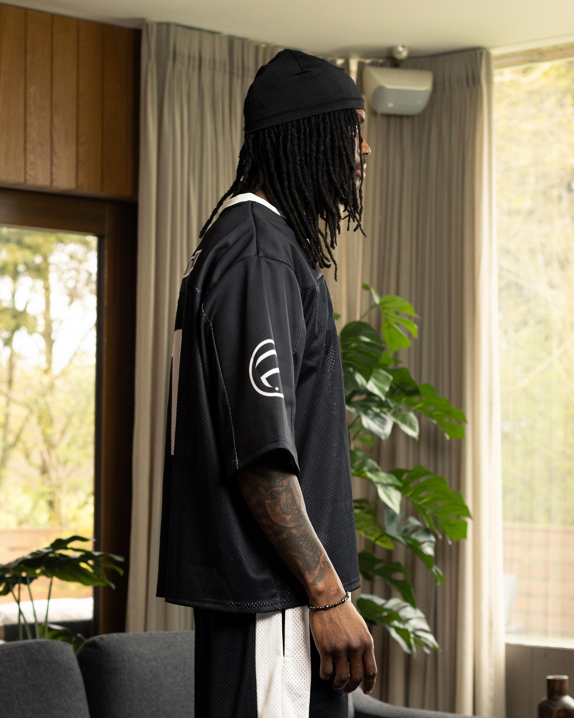 JET SETTERS JERSEY - BLACK